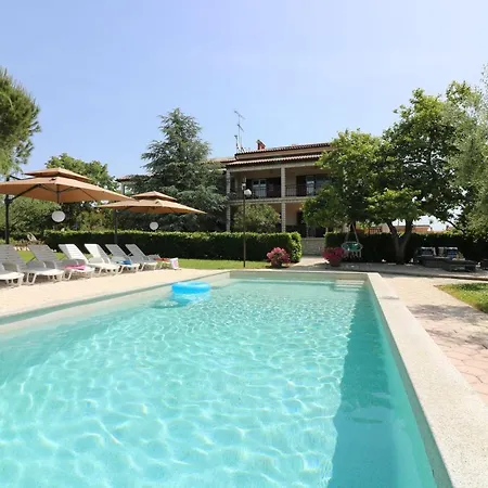 فندق Ferienhaus-mit-pool-in-porec-melisa-7 بوريتش