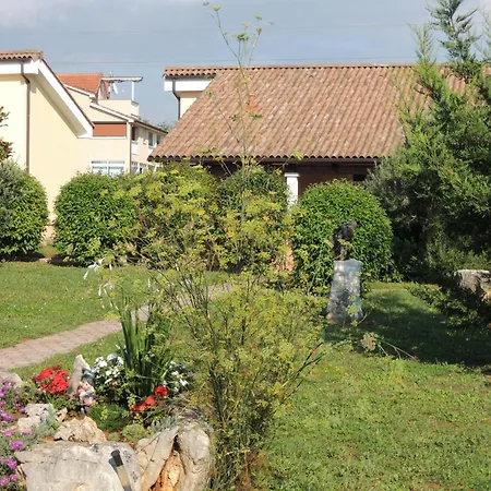 ホテル Ferienhaus-mit-pool-in-porec-melisa-7 ポレッチ