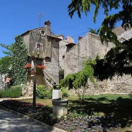 Ferienhaus-mit-pool-in-porec-melisa-7 Hotel Poreč